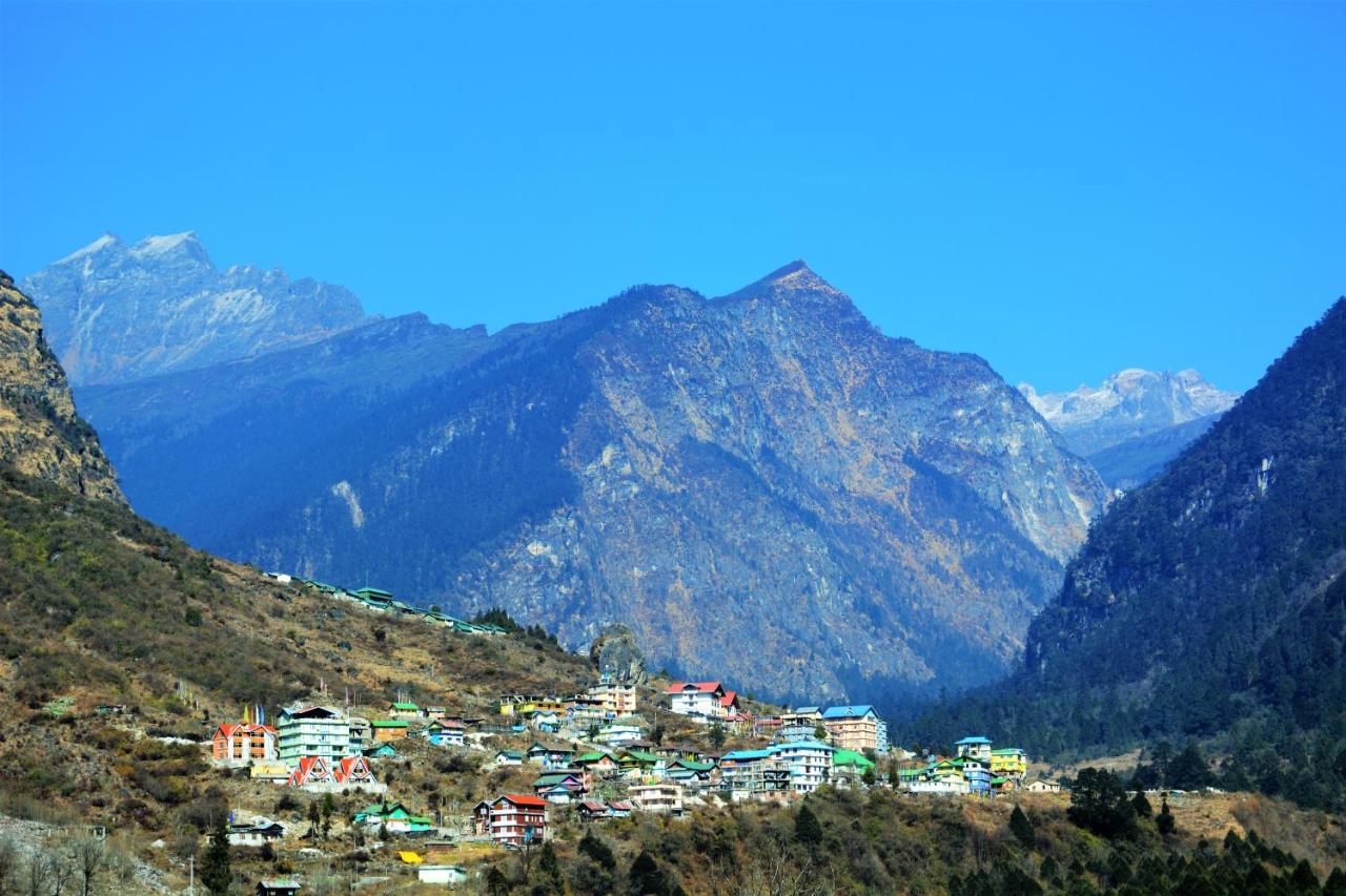 Hotel Rufina Lachung De'Crown Zewnętrze zdjęcie